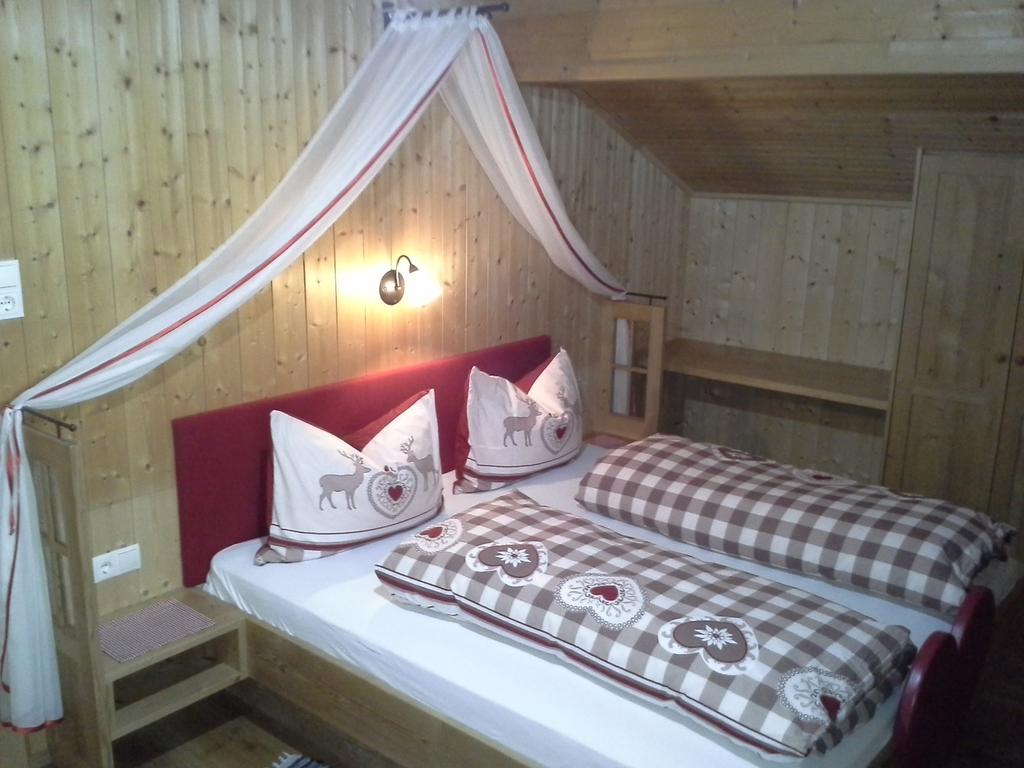 Berggasthaus Agritur Moserhof Braies  Oda fotoğraf